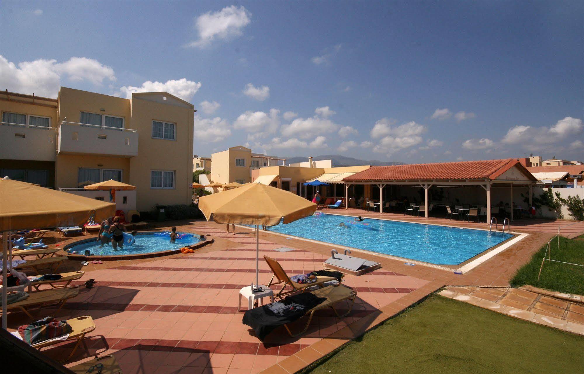 Uzenie All Suites Boutique Resort (Adults Only) Adelianos Kampos Exterior foto